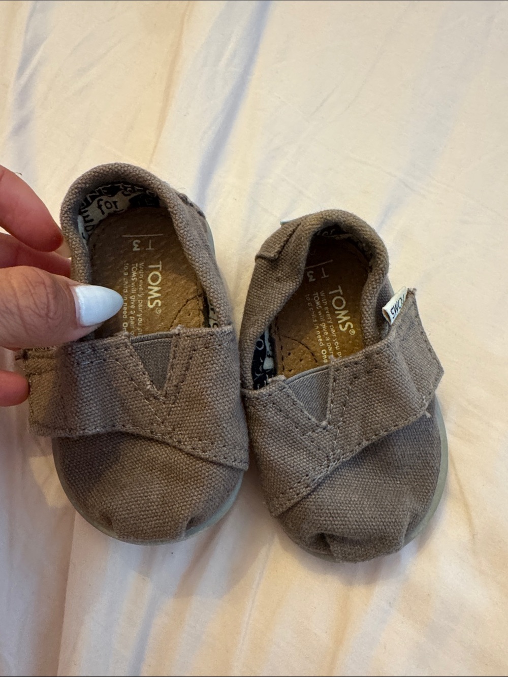 Toms Baby & Walker Slip-On Shoes in brown Canvas size 3